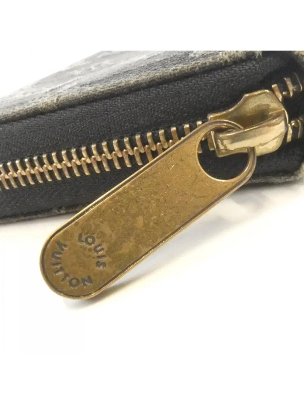 Louis Vuitton this authentic